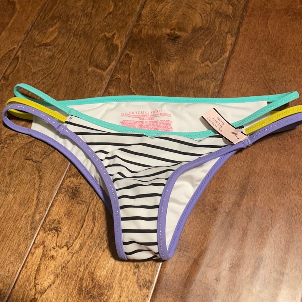 New Victoria secret bikini bottom size Xs